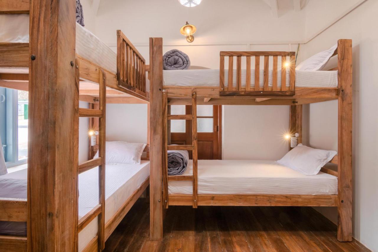 Zostel Ooty Hostel ภายนอก รูปภาพ